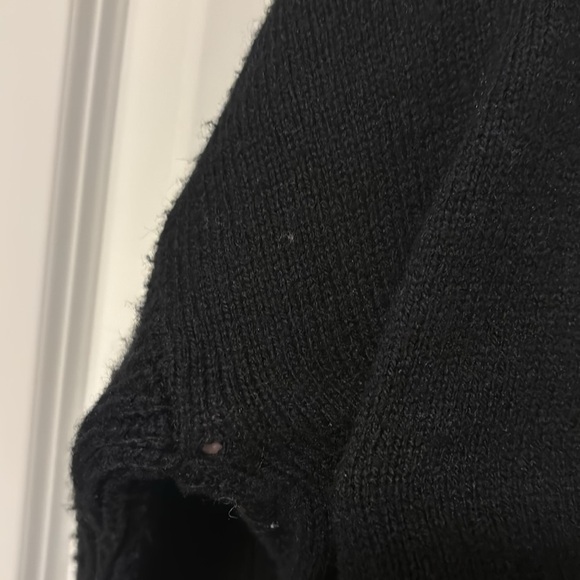 15. Size xs Trouve sweater. 20-22ptp. Bnwt small flaw as shown in pic - Picture 5 of 5